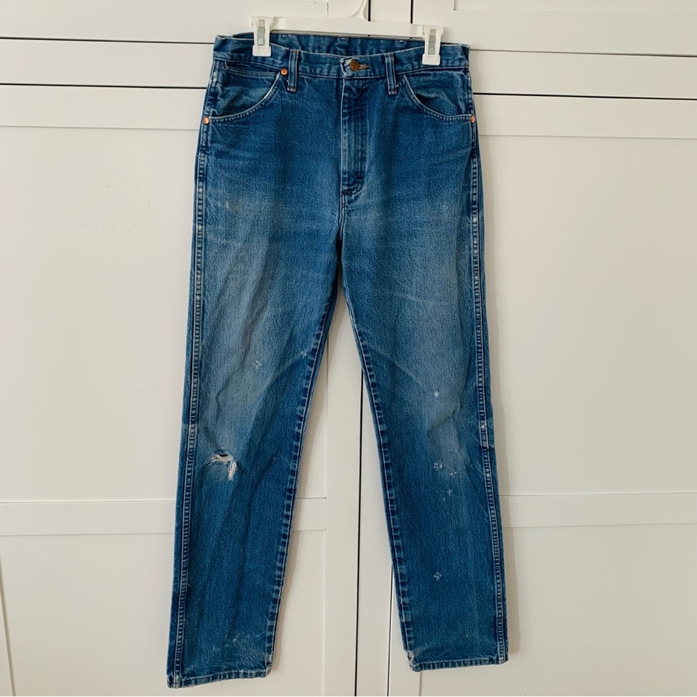 Men’s Wrangler High Waist Distressed Straight Jeans Size 33x36